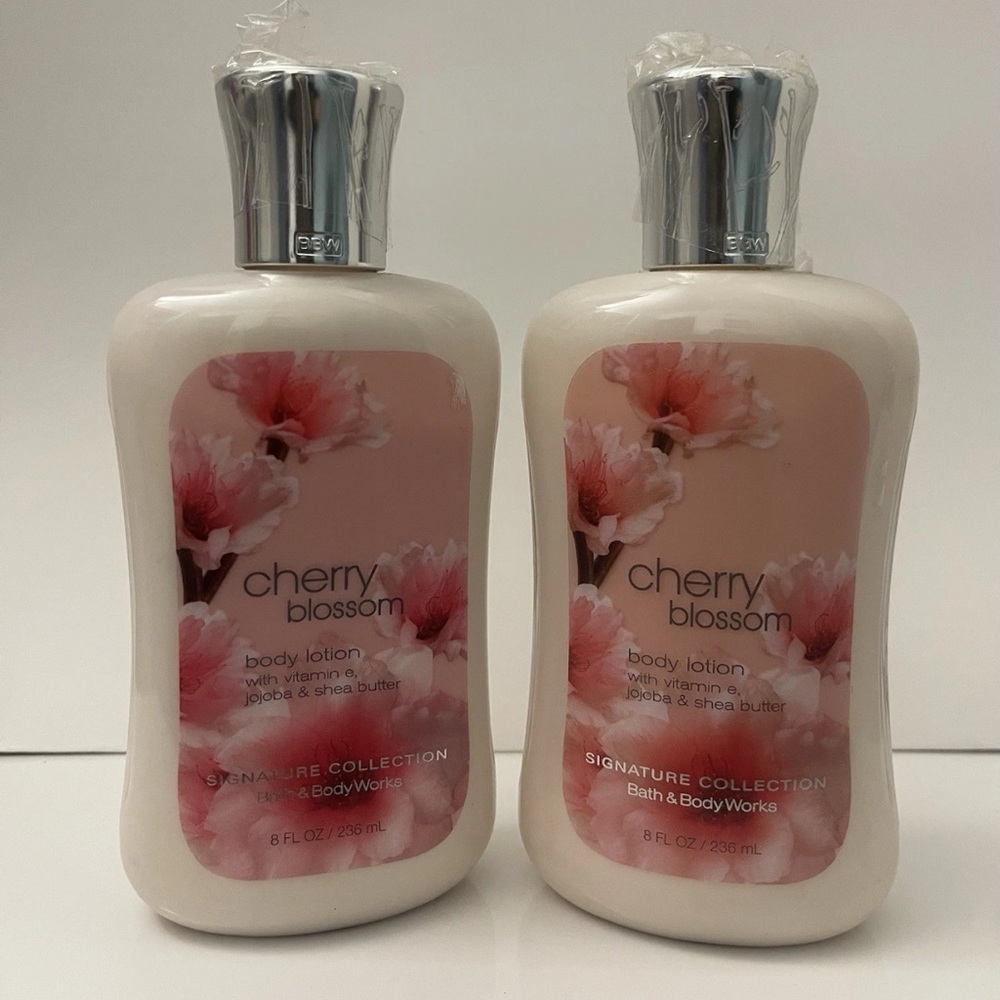 Vintage Bath & Body Works Cherry Blossom Body Lotion